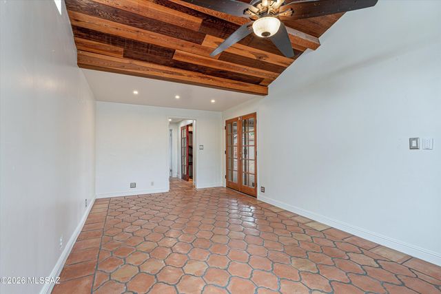 2909 E Lester Street, Tucson, AZ 85716