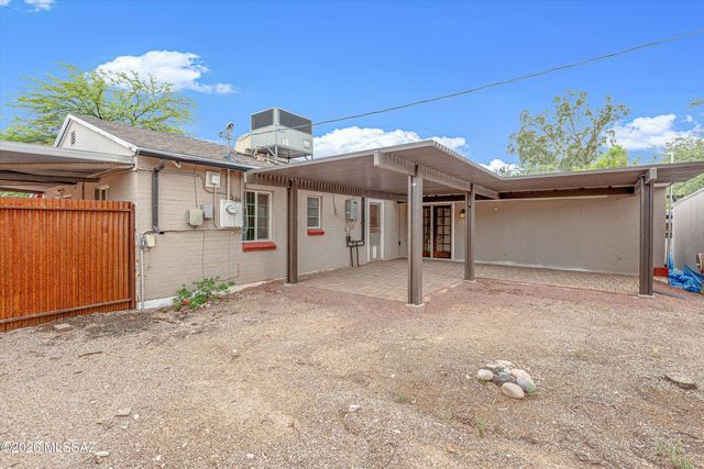 2909 E Lester Street, Tucson, AZ 85716