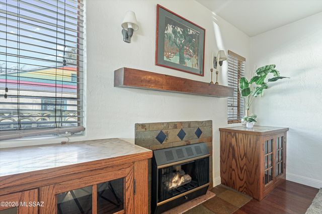 2909 E Lester Street, Tucson, AZ 85716