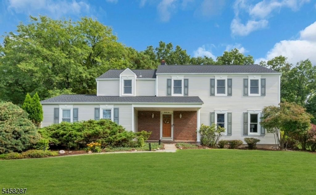 31 Valley Forge Dr, Hanover Twp., NJ 07981 — exterior