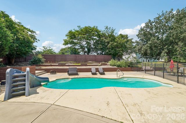 12900 Mccahan Lane, Huntersville, NC 28078
