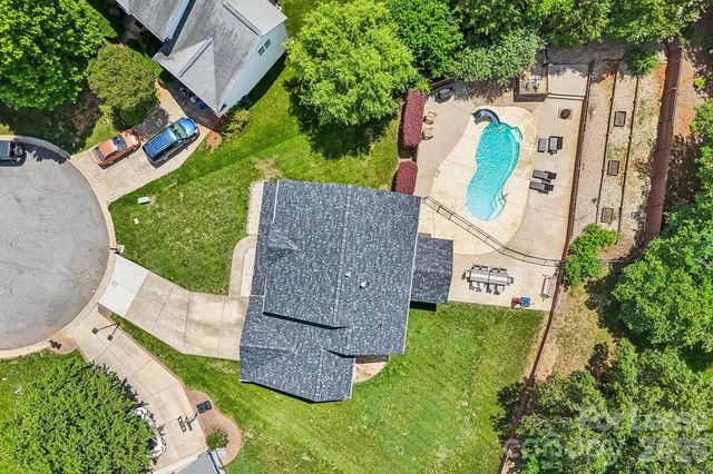 12900 Mccahan Lane, Huntersville, NC 28078