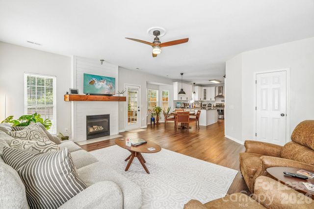 12900 Mccahan Lane, Huntersville, NC 28078
