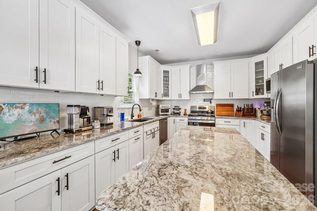12900 Mccahan Lane, Huntersville, NC 28078