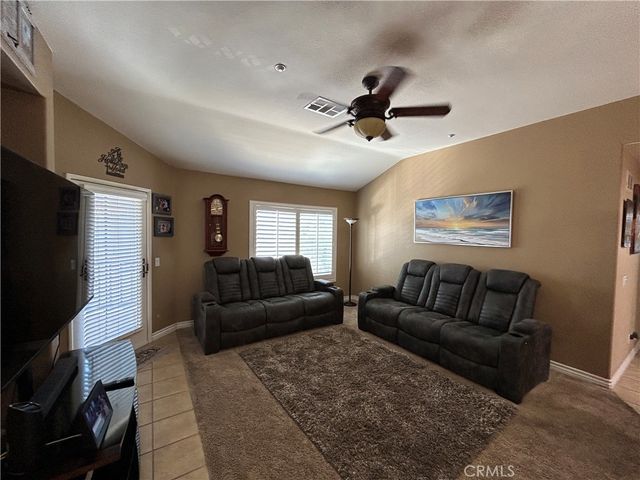 41696 Woodridge Avenue 2, Murrieta, CA 92562