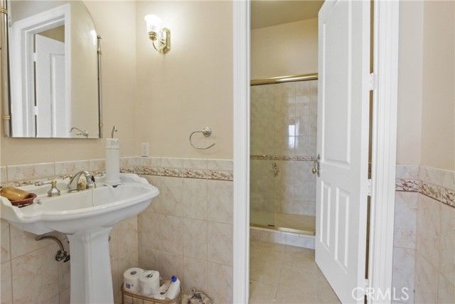 7917 Gainford Street, Downey, CA 90240