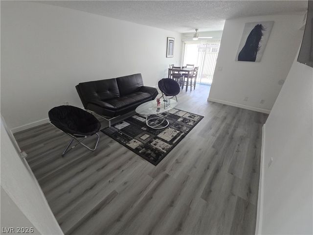 1405 Vegas Valley Drive 389, Las Vegas, NV 89169