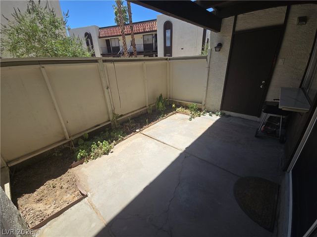1405 Vegas Valley Drive 389, Las Vegas, NV 89169