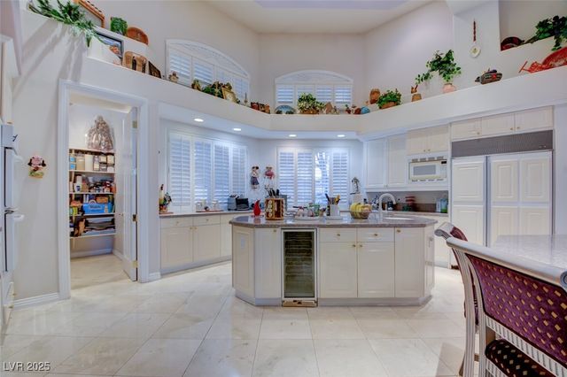 3008 Astoria Pines Circle, Las Vegas, NV 89107