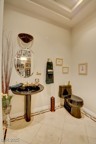 3008 Astoria Pines Circle, Las Vegas, NV 89107