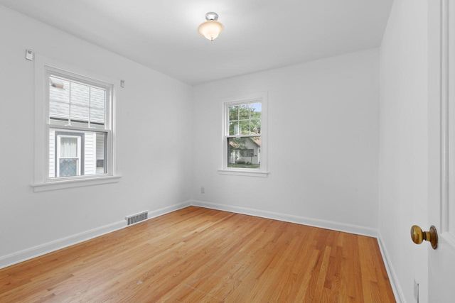 8313 Stickney AVENUE, Wauwatosa, WI 53213