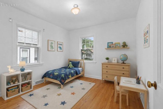 8313 Stickney AVENUE, Wauwatosa, WI 53213