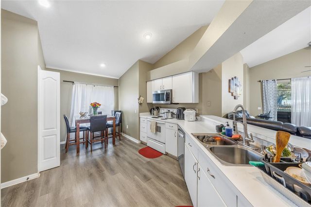 3324 MANOR COVE CIRCLE, Riverview, FL 33578