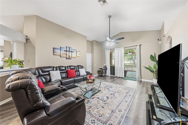 3324 MANOR COVE CIRCLE, Riverview, FL 33578