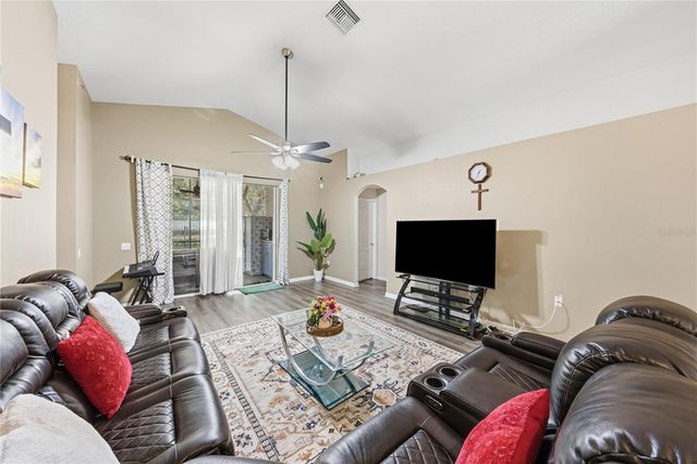 3324 MANOR COVE CIRCLE, Riverview, FL 33578