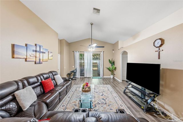 3324 MANOR COVE CIRCLE, Riverview, FL 33578