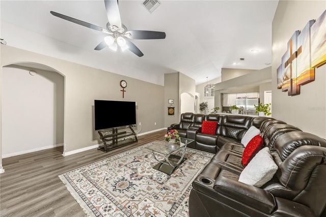 3324 MANOR COVE CIRCLE, Riverview, FL 33578