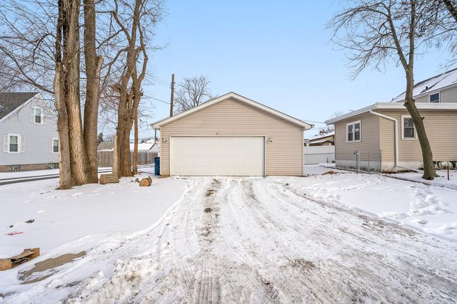 3233 Ridge Road, Highland, IN 46322
