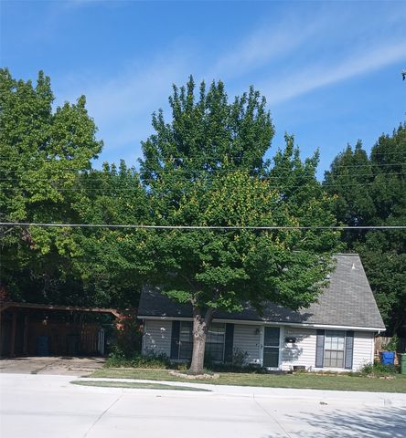 1707 Cottonwood Road, Carrollton, TX 75006