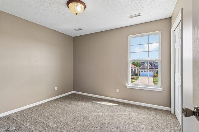 38210 Kingston Drive, North Ridgeville, OH 44039