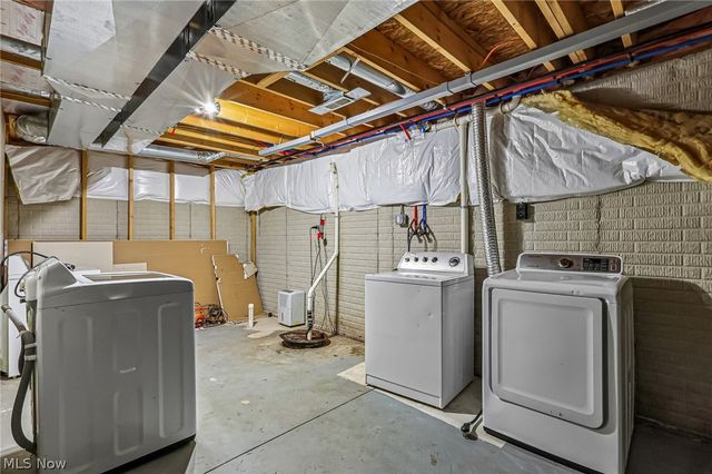 38210 Kingston Drive, North Ridgeville, OH 44039