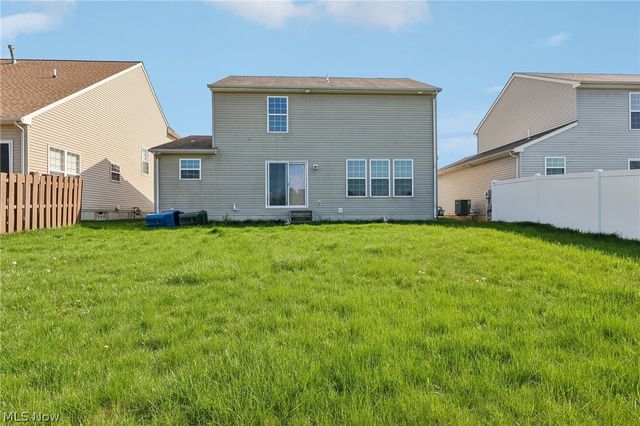 38210 Kingston Drive, North Ridgeville, OH 44039