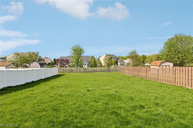 38210 Kingston Drive, North Ridgeville, OH 44039