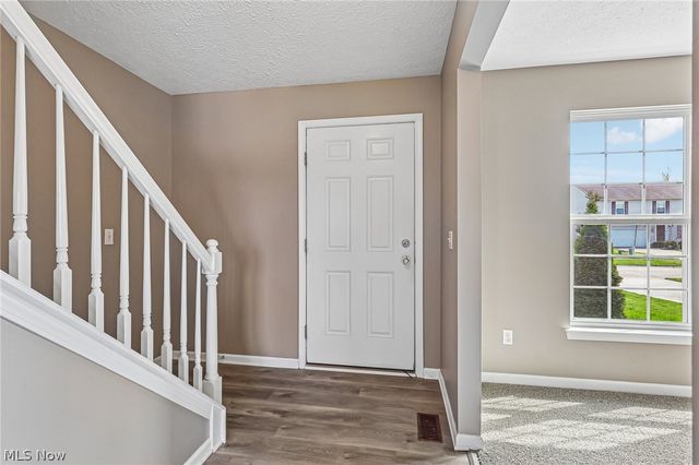 38210 Kingston Drive, North Ridgeville, OH 44039