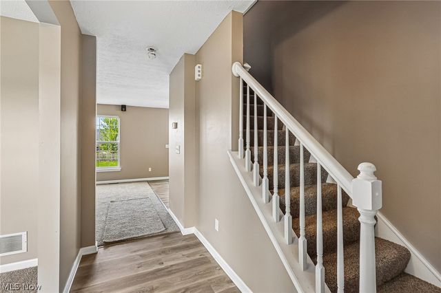 38210 Kingston Drive, North Ridgeville, OH 44039