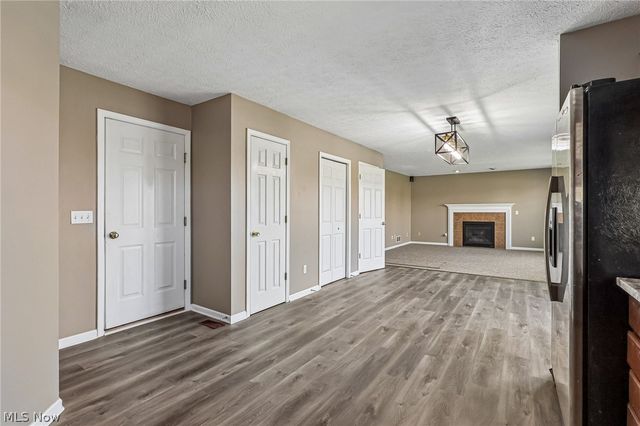 38210 Kingston Drive, North Ridgeville, OH 44039