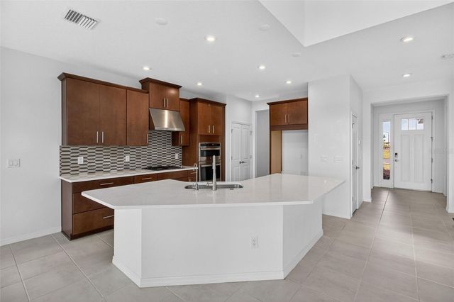 5805 FIELDMOOR COURT, Palmetto, FL 34221