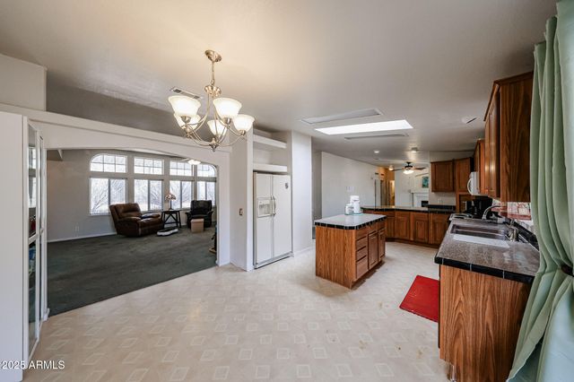 1850 N MAIN Drive, Apache Junction, AZ 85120