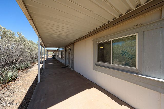 1850 N MAIN Drive, Apache Junction, AZ 85120