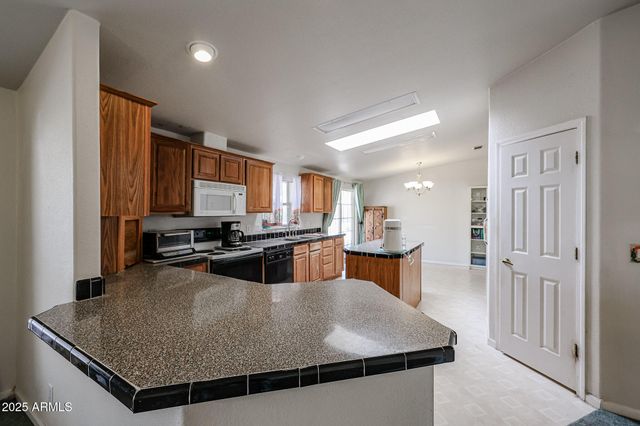 1850 N MAIN Drive, Apache Junction, AZ 85120