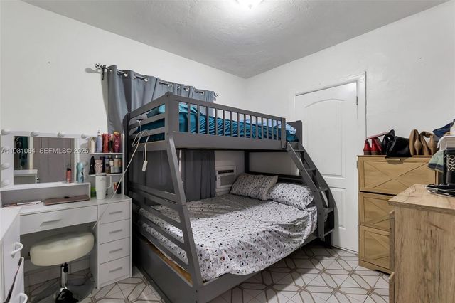 3250 NW 14th Terrace, Miami, FL 33125