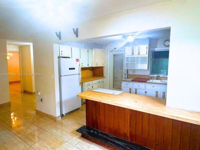 3250 NW 14th Terrace, Miami, FL 33125