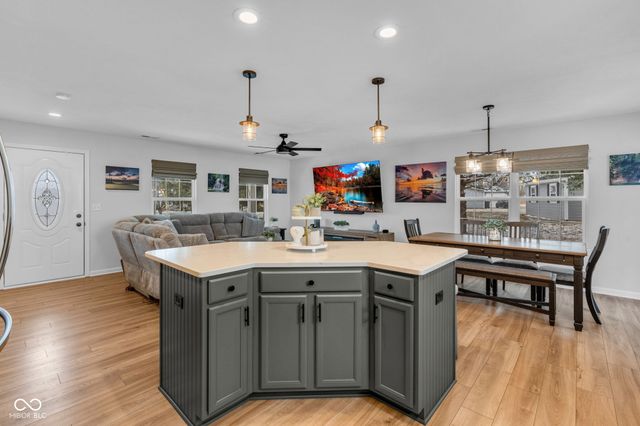 62 Patriots Landing, Fillmore, IN 46128