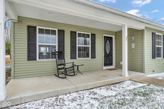 62 Patriots Landing, Fillmore, IN 46128