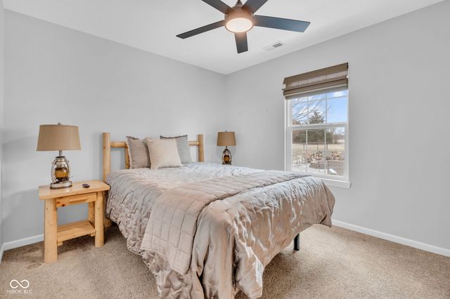 62 Patriots Landing, Fillmore, IN 46128