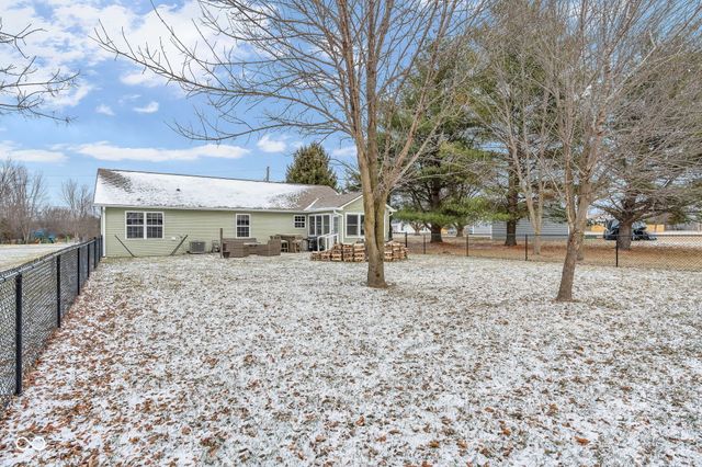 62 Patriots Landing, Fillmore, IN 46128