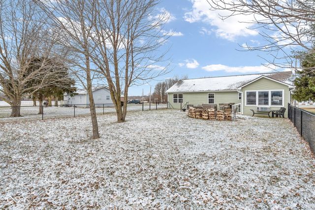 62 Patriots Landing, Fillmore, IN 46128