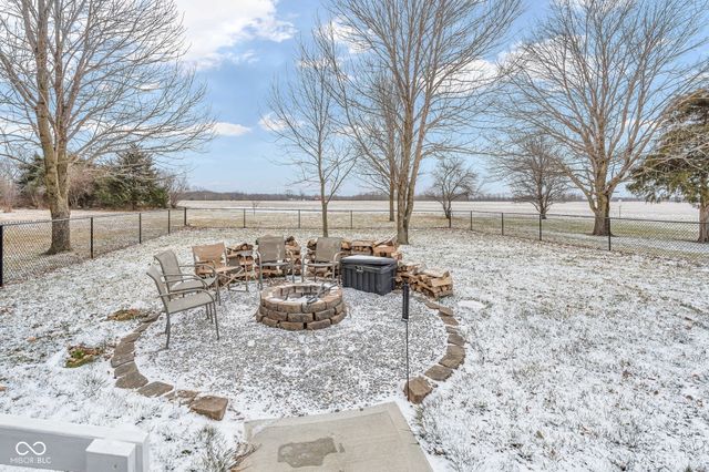 62 Patriots Landing, Fillmore, IN 46128