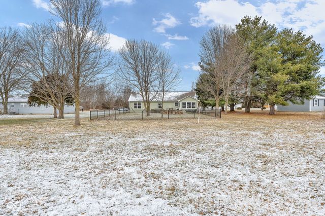 62 Patriots Landing, Fillmore, IN 46128