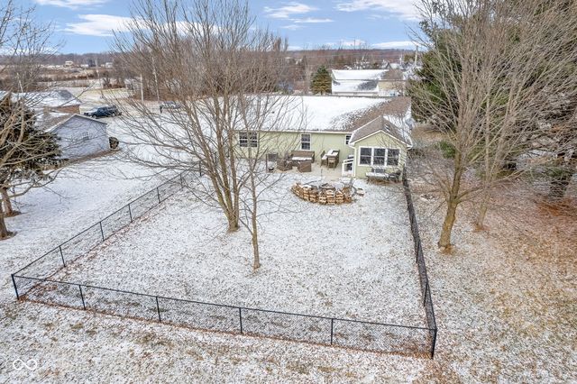 62 Patriots Landing, Fillmore, IN 46128