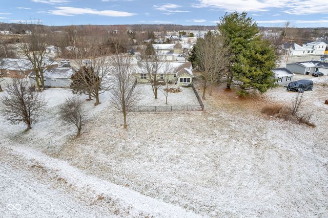 62 Patriots Landing, Fillmore, IN 46128