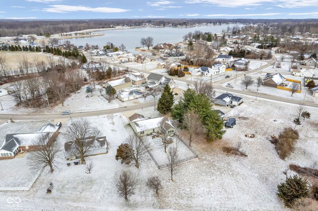 62 Patriots Landing, Fillmore, IN 46128