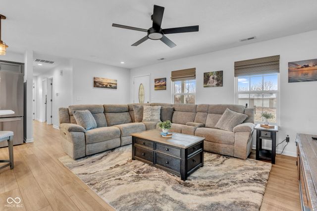 62 Patriots Landing, Fillmore, IN 46128