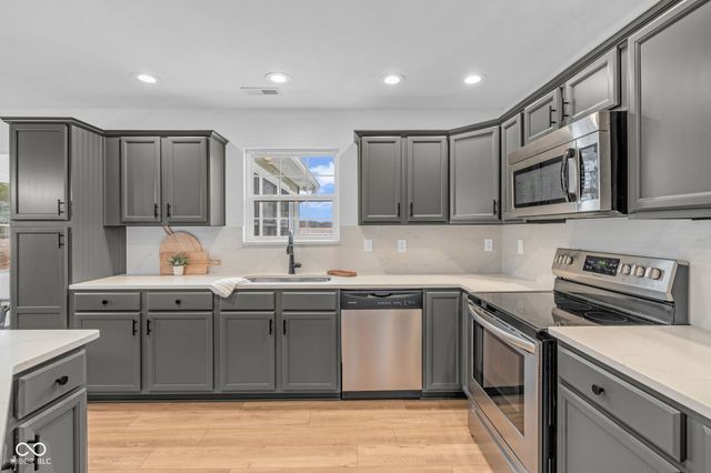 62 Patriots Landing, Fillmore, IN 46128