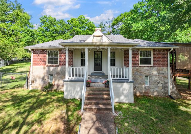 498 Highway 100, Centerville, TN 37033