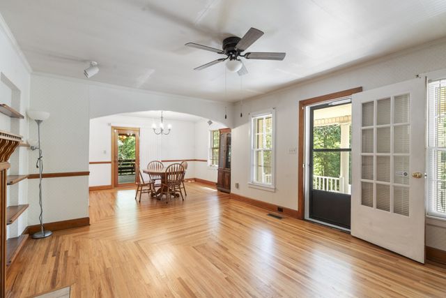 498 Highway 100, Centerville, TN 37033